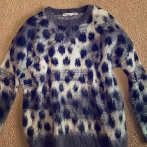 CUTE OVERSIZED SWEATER